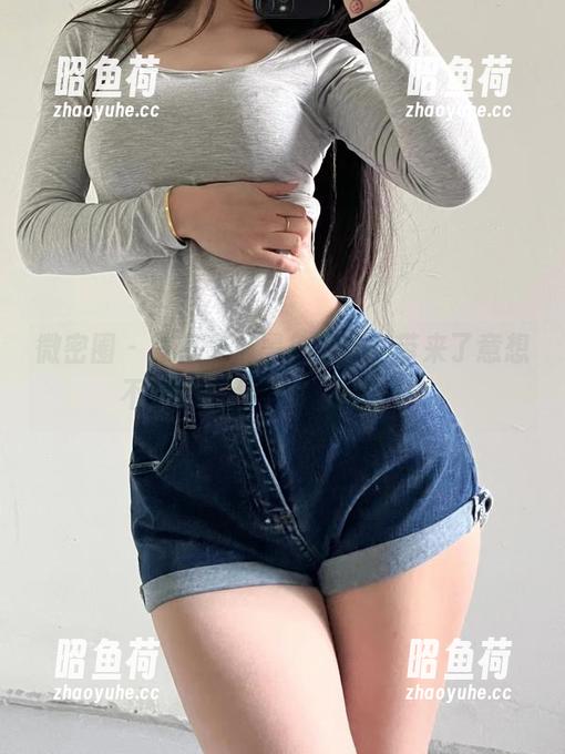 微密圈 - 陈佩奇，黑色蕾丝，带来了意想不到的美图‘资源风暴’！