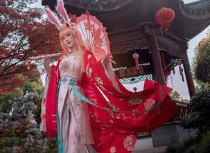 不只是静影，露儿大魔王的全套写真潜藏着雷电的旋律。