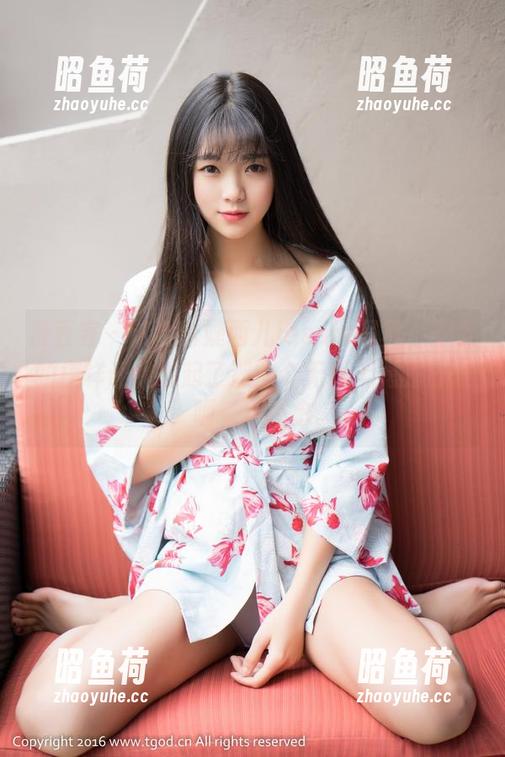 青豆客 - 这全套婕西儿jessie写真，少女的模样让我想起了那些个无忧无虑的日子，呃，真怀念。