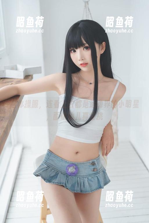这体操服，连看上去都是运动界的小明星，面饼仙儿真会挑