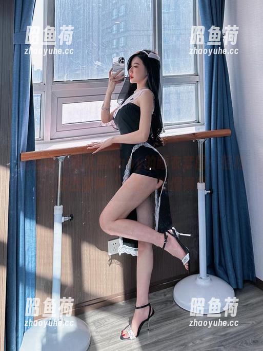 微密圈 - 黎允熙baby的睡衣套图：轻松穿出那种‘天然’的慵懒感
